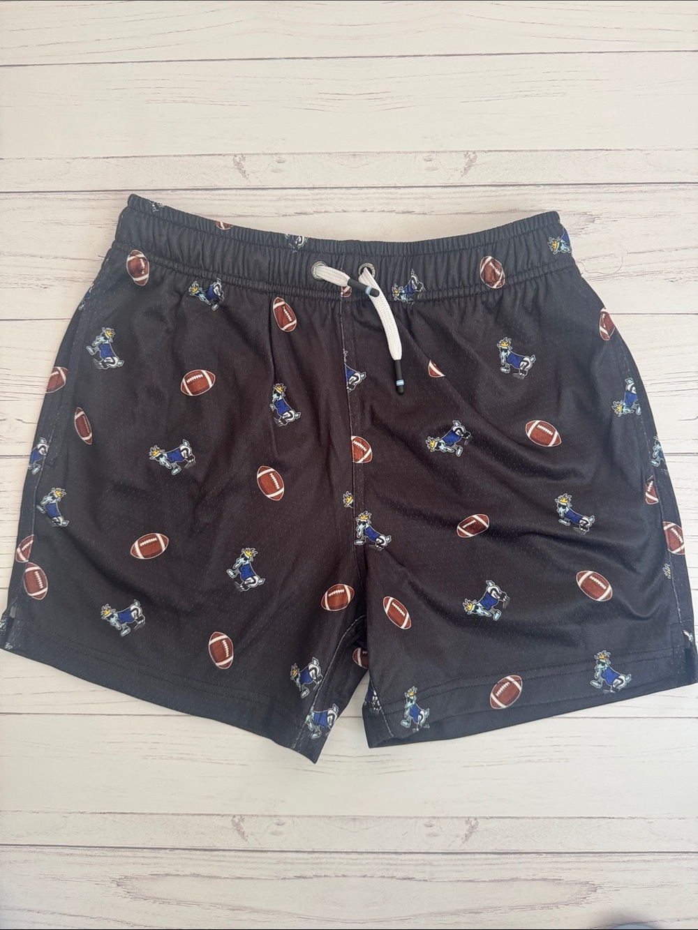 GOAT boys Black Football-Print shorts